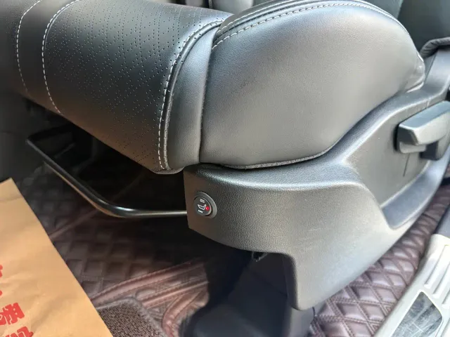 GAC Trumpchi M6 — Фото автомобиля 16