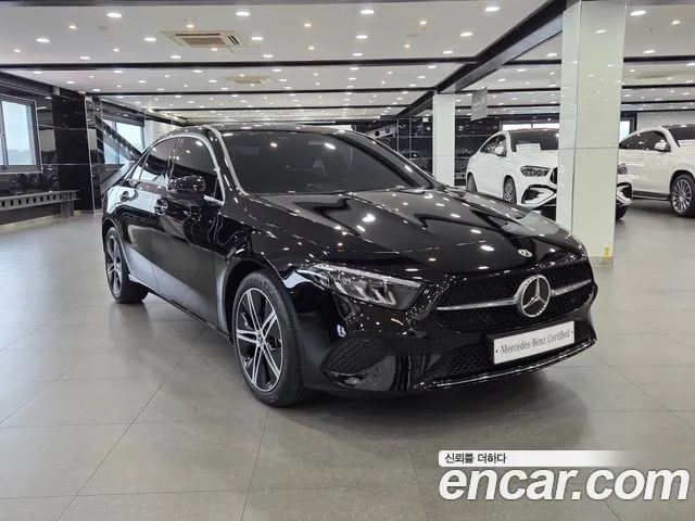 Mercedes-Benz A-Class — Фото автомобиля 3