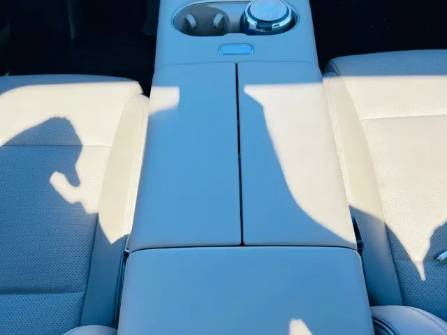 Li Auto i6 — Фото автомобиля 14