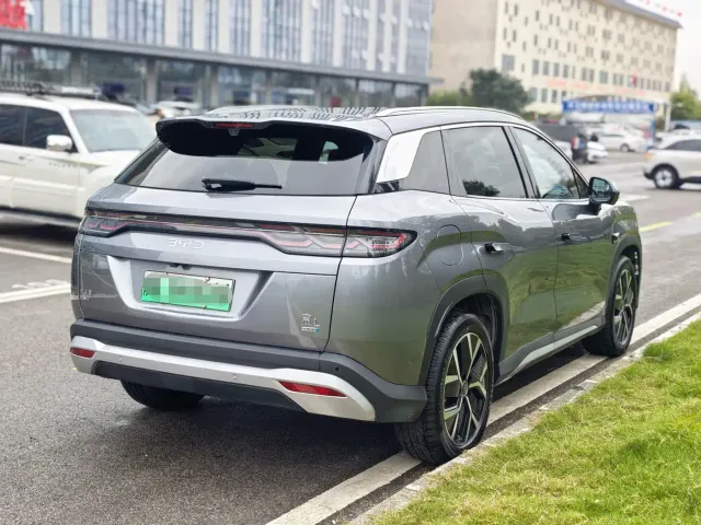 BYD Song L DM-i — Фото автомобиля 16