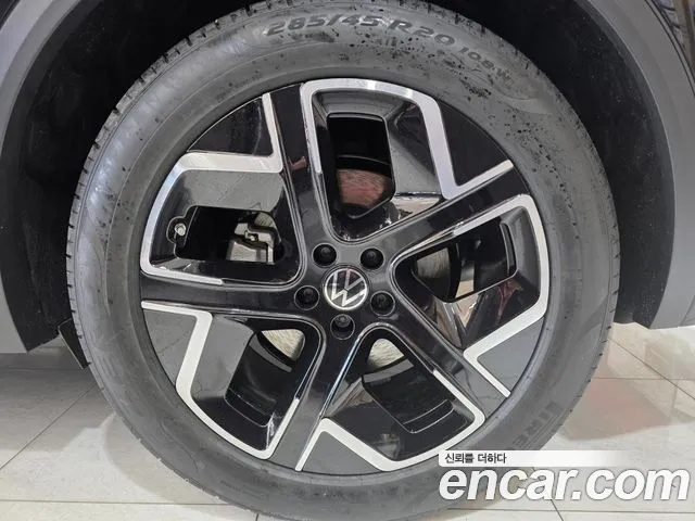 Volkswagen Touareg Touareg 3 поколение 3.0 TDI Prestige — Фото автомобиля 18
