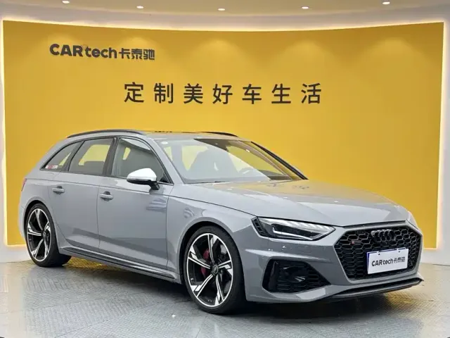 Audi RS 4 — Фото автомобиля 2