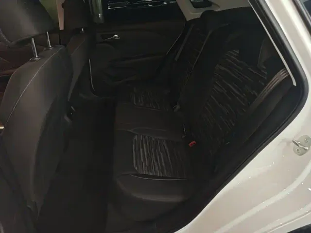 Chevrolet Monza — Фото автомобиля 16