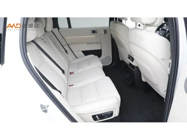 Li Auto L7 — Фото автомобиля 8