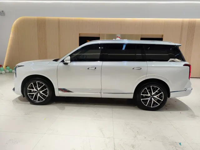GAC Trumpchi GS8 — Фото автомобиля 4