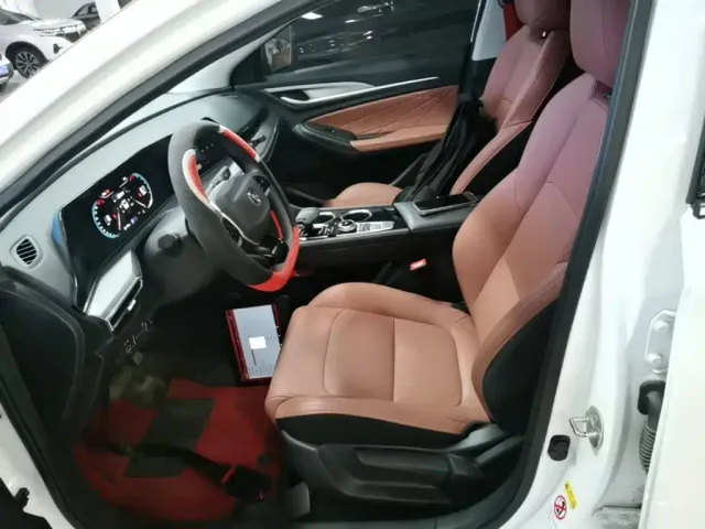 Changan Eado — Фото автомобиля 14
