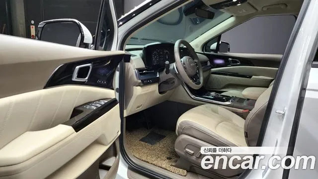 Kia Canival Carnival 4 поколение Бензин 9 мест Hi-Limousine — Фото автомобиля 11