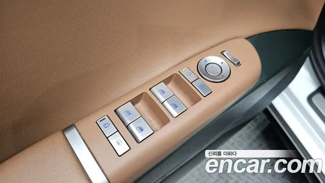 Hyundai Grandeur GN7 — Фото автомобиля 21