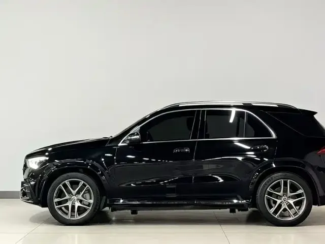 Mercedes-Benz GLE-Class AMG — Фото автомобиля 3