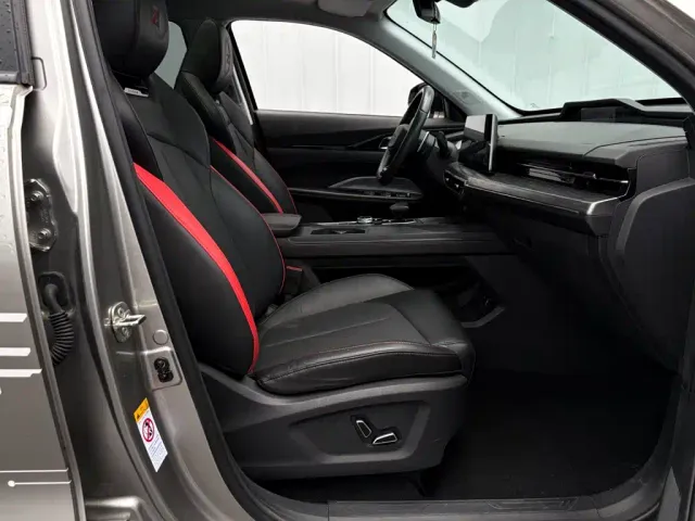 Changan Z6 — Фото автомобиля 11