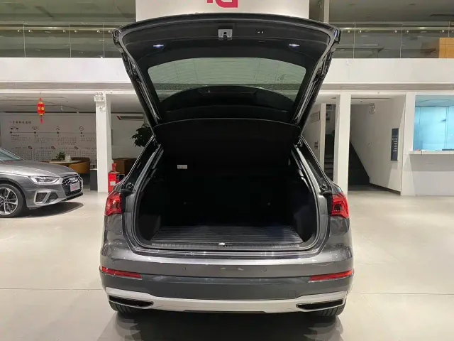 Audi Q3 — Фото автомобиля 20