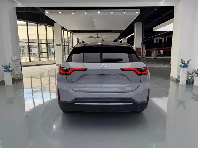 Nio ES6 — Фото автомобиля 14