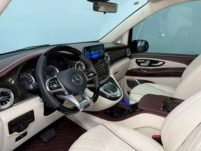 Mercedes-Benz Vito — Фото автомобиля 9