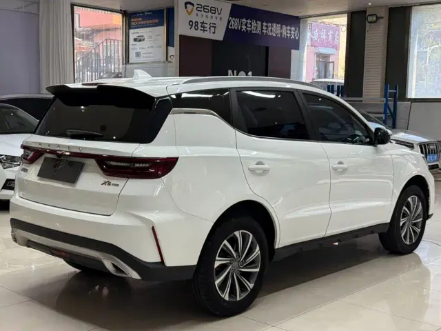 Geely Vision X6 — Фото автомобиля 4