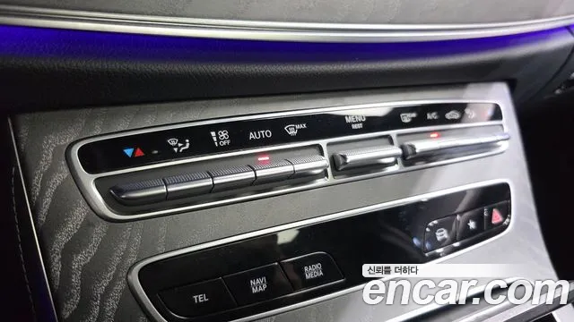 Mercedes-Benz CLS-Class — Фото автомобиля 15