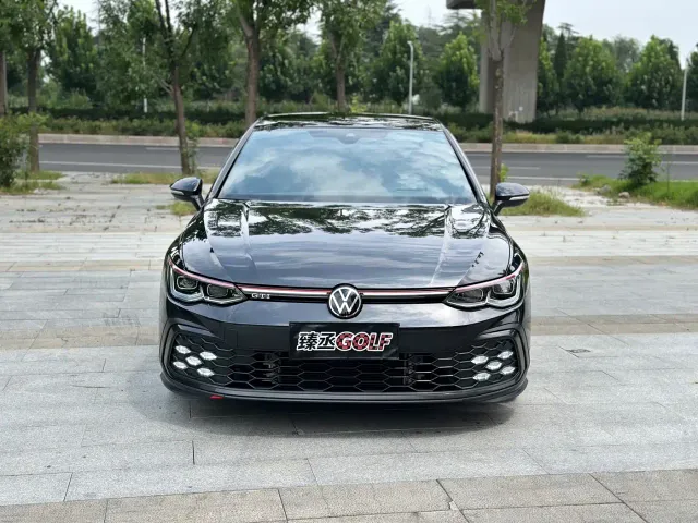 Volkswagen Golf GTI — Фото автомобиля 2