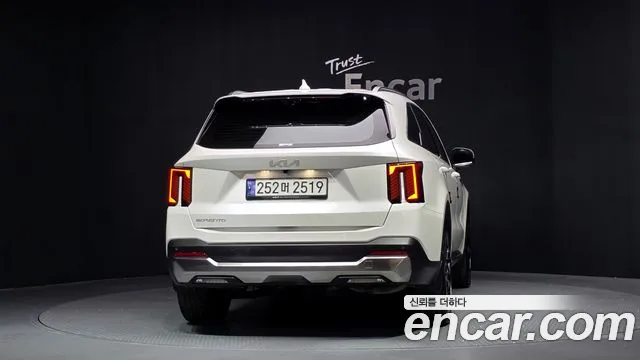 Kia Sorento — Фото автомобиля 4