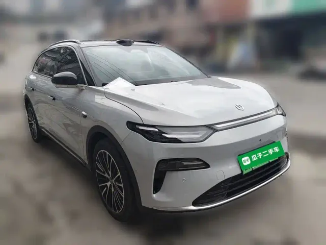 Leapmotor C11 — Фото автомобиля 3
