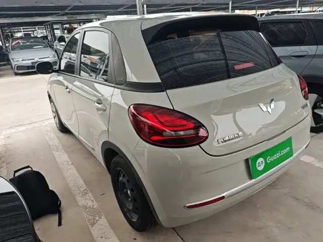 Wuling Bingo — Фото автомобиля 4