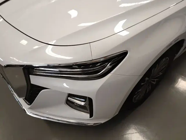 Hongqi H5 — Фото автомобиля 17