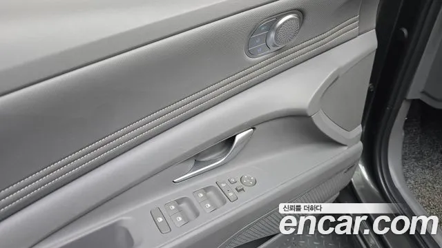Hyundai AVANTE Avante (CN7) — Фото автомобиля 15