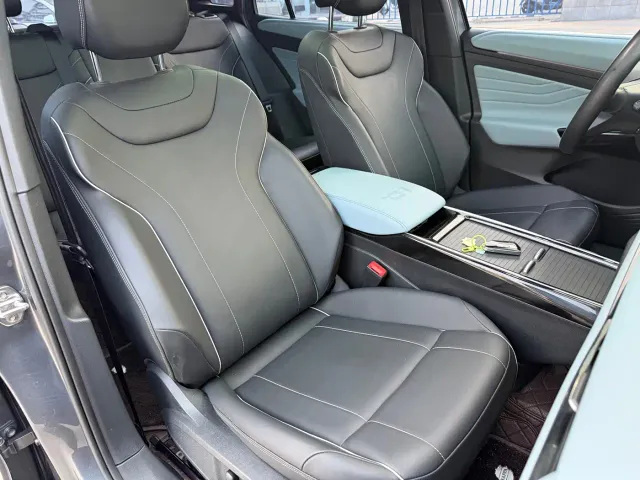 Volkswagen ID.4 X — Фото автомобиля 13