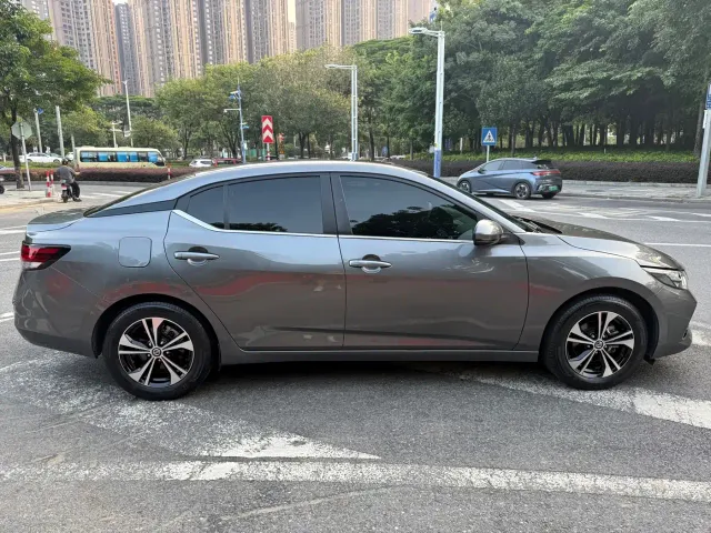 Nissan Sylphy — Фото автомобиля 5