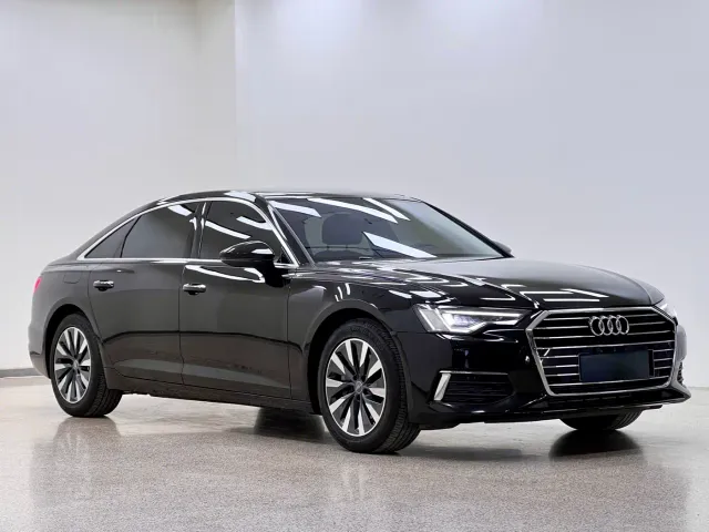 Audi A6L — Фото автомобиля 3