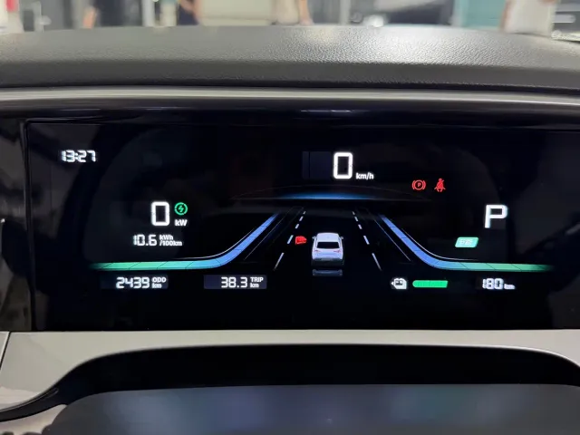 Geely Starry Wish — Фото автомобиля 12