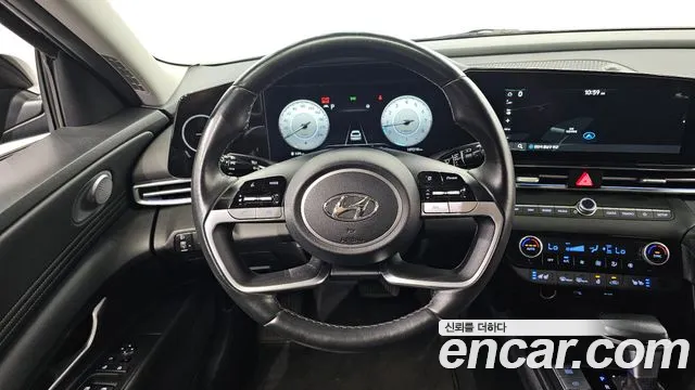 Hyundai Avante CN7 — Фото автомобиля 15