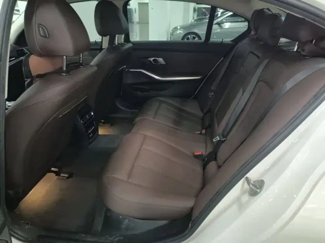 BMW i3 — Фото автомобиля 16