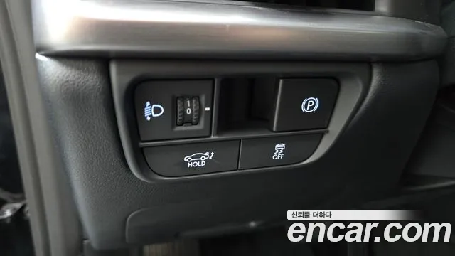 Hyundai Grandeur Grandeur (GN7) 2.5 Бензин 2WD — Фото автомобиля 24