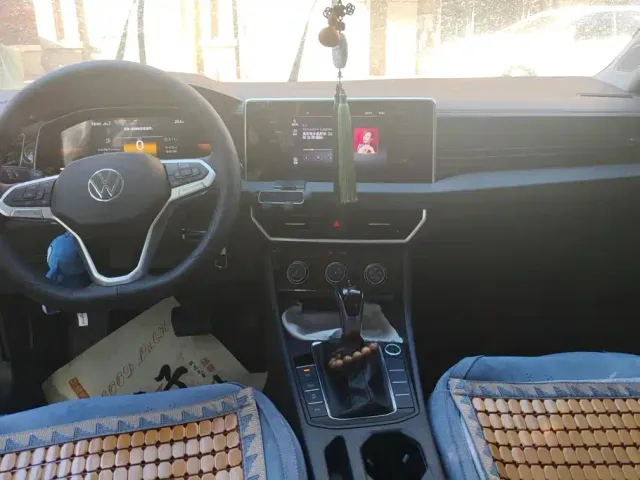 Volkswagen Sagitar — Фото автомобиля 12