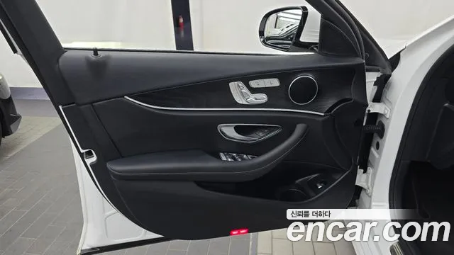 Mercedes-Benz E-Class W213 — Фото автомобиля 23