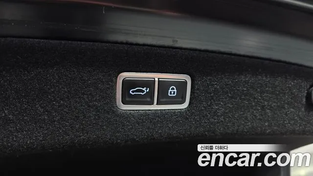 Genesis G90 Бензин 3.5 турбо AWD — Фото автомобиля 18