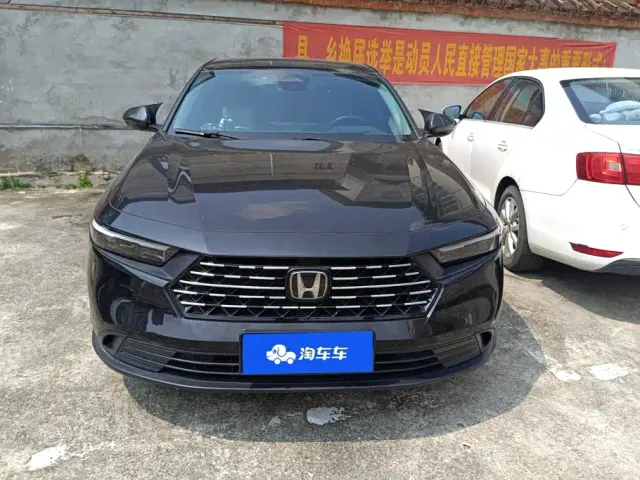 Honda Accord — Фото автомобиля 2