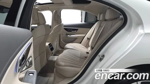 Mercedes-Benz E-Class W214 — Фото автомобиля 11