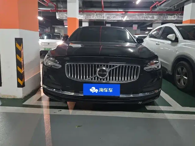 Volvo S90 — Фото автомобиля 2