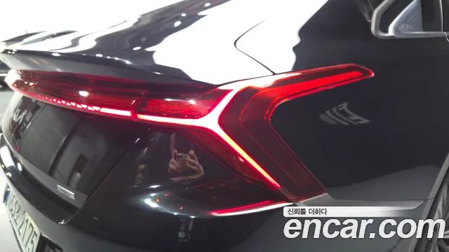 Kia K8 Hybrid — Фото автомобиля 23