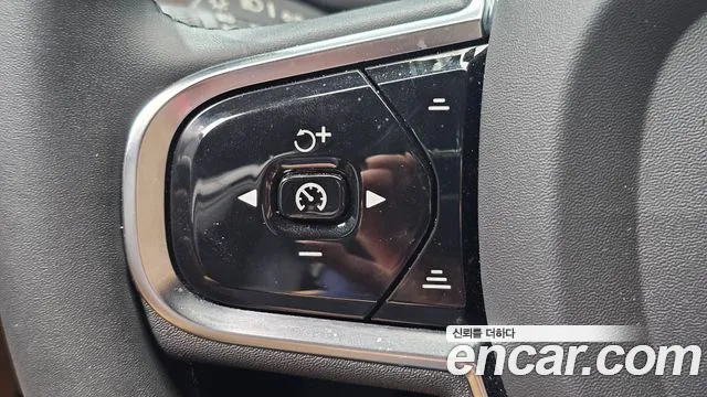 Вольво V90 — Фото автомобиля 15