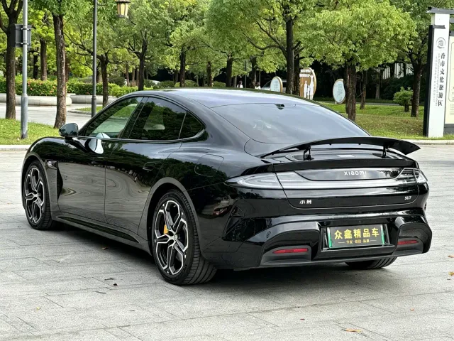 Xiaomi SU7 — Фото автомобиля 13