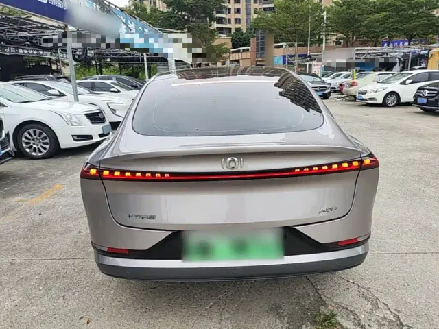 Changan Qiyuan A07 — Фото автомобиля 5
