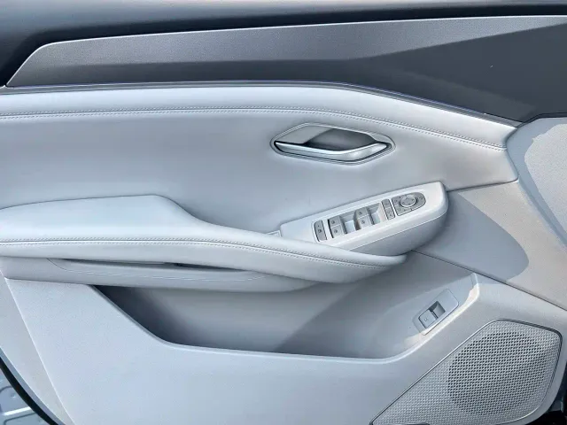 BYD Song Ultra — Фото автомобиля 18