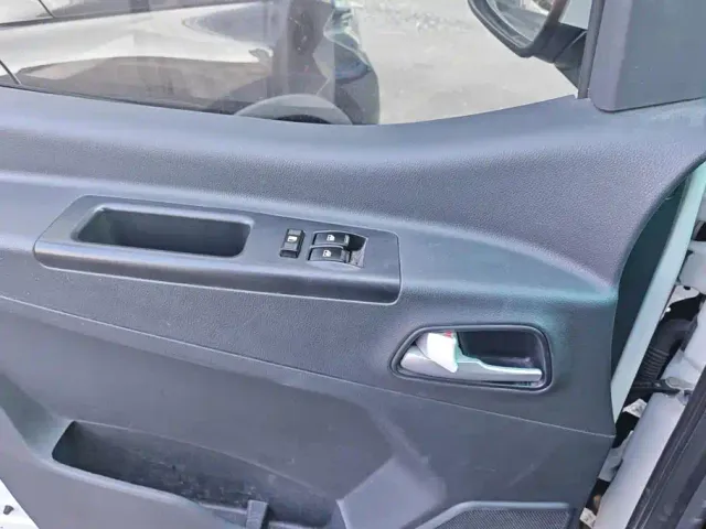 JAC Refine M3 — Фото автомобиля 7
