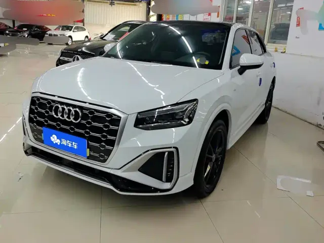 Фотография автомобиля — Audi Q2L