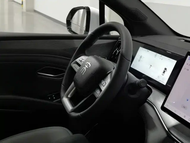 BYD Song L DM-i — Фото автомобиля 22