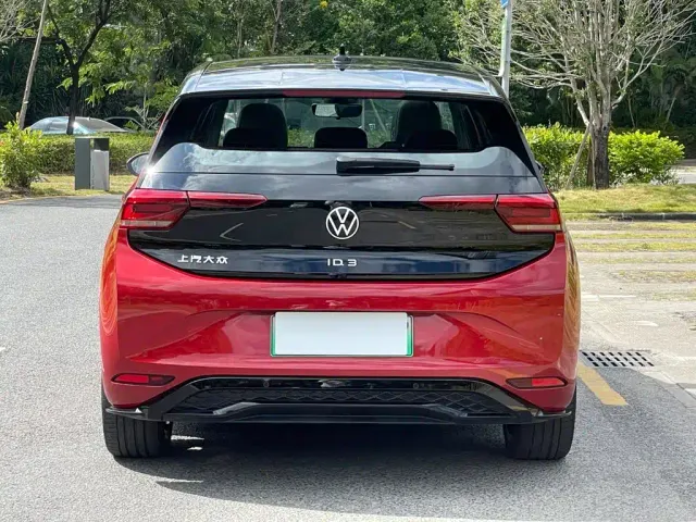 Volkswagen ID.3 — Фото автомобиля 21