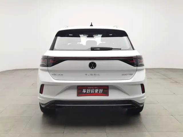 Volkswagen T-Roc — Фото автомобиля 4
