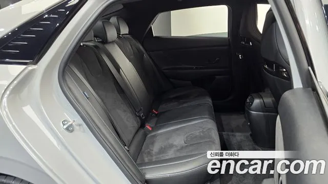 Hyundai Avante CN7 — Фото автомобиля 17