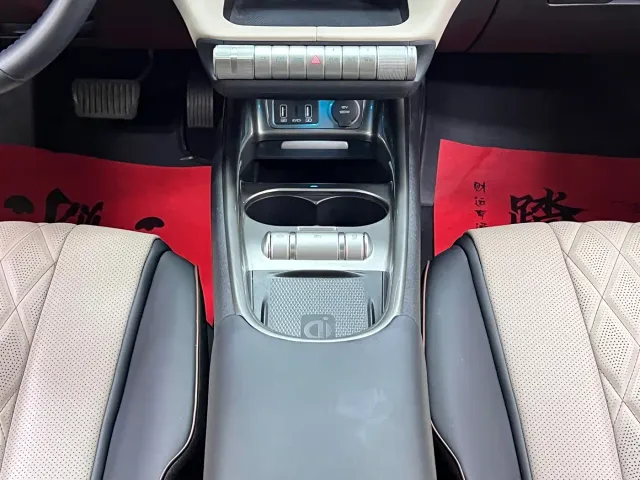 BYD Dolphin — Фото автомобиля 23
